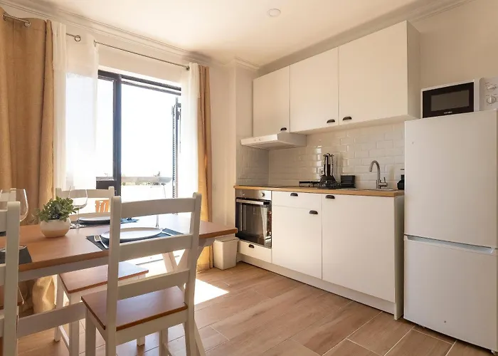 Apartman Lovely And New In Oura *